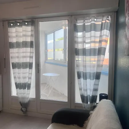 2 Pieces A Proche * Cabourg